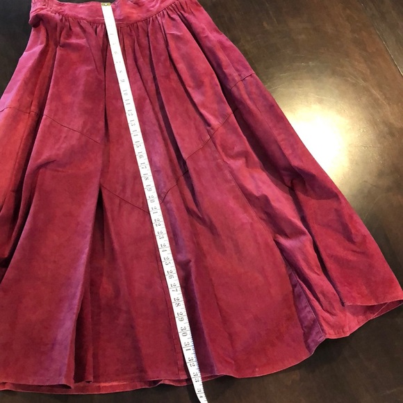 Wilson Vintage Suede flowing skirt and jacket - Picture 12 of 16